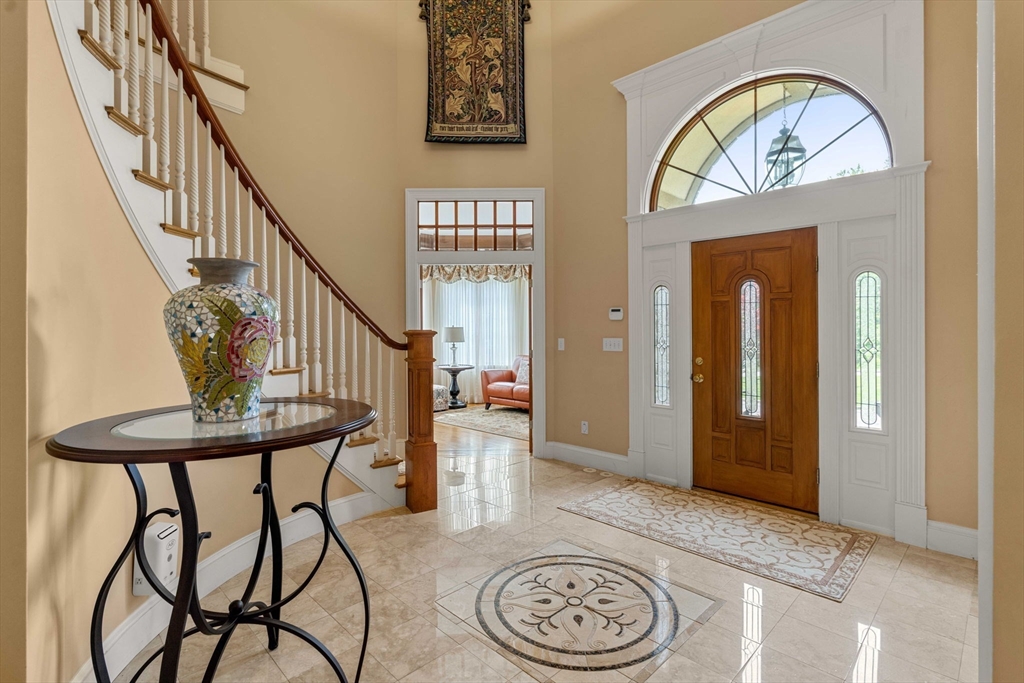 16 Woodberry Way