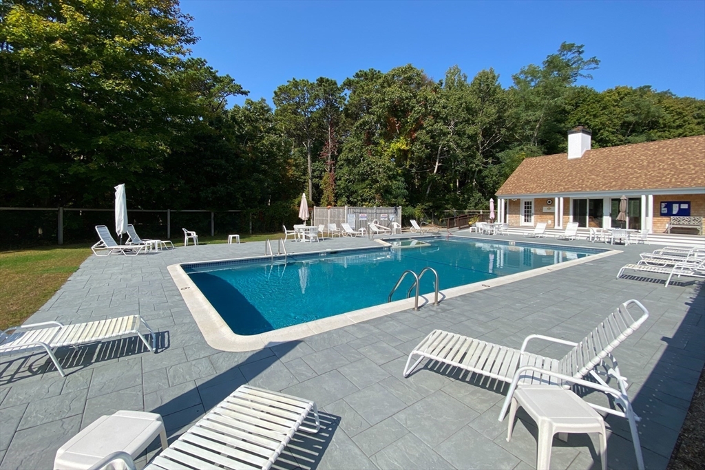 18 Juniper Cir 18