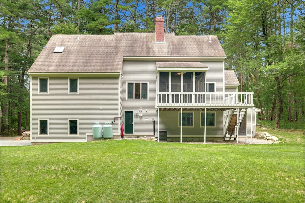 120 Newtown Rd