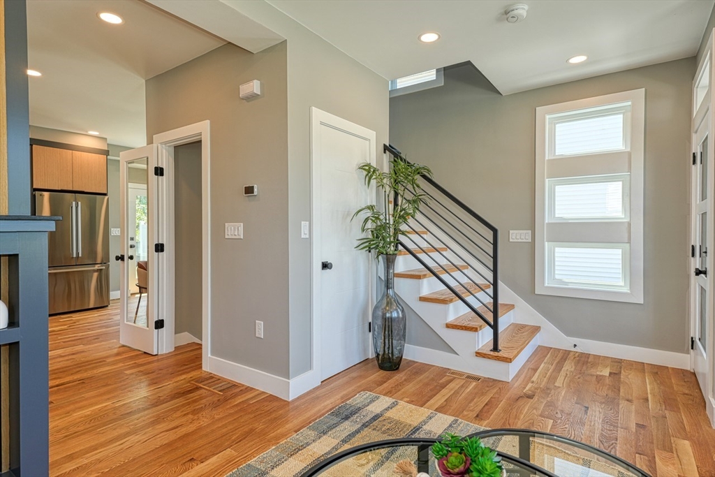 238 Sycamore Street 238