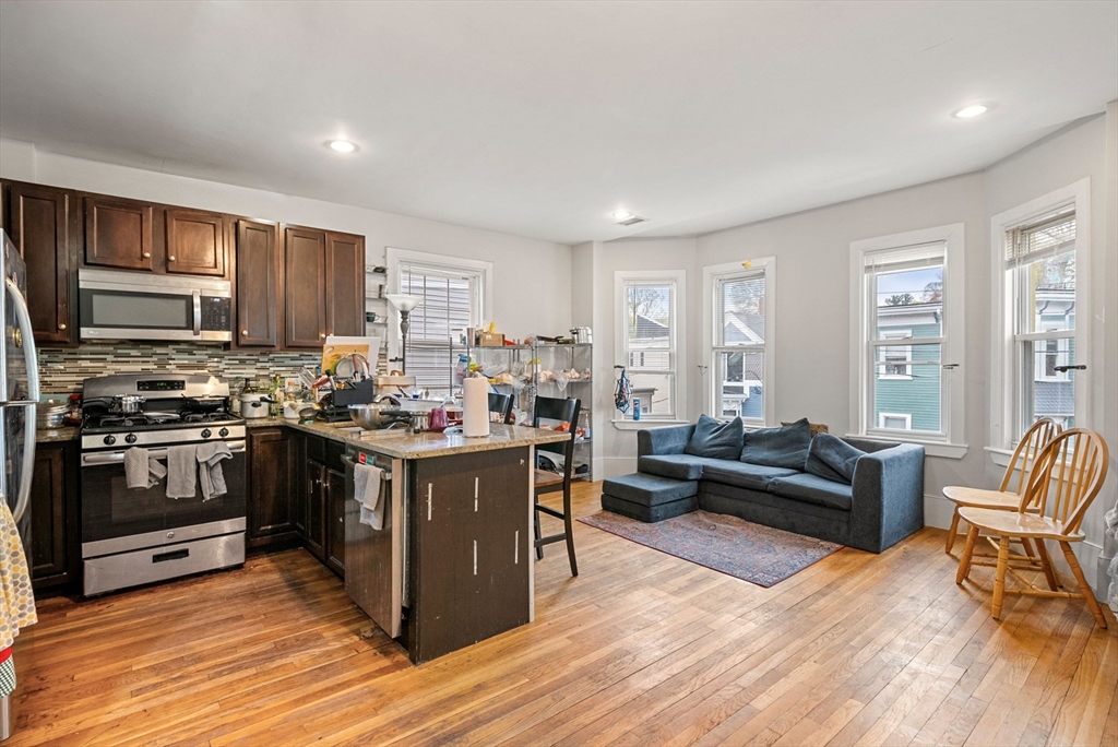 66 Mozart Street 3