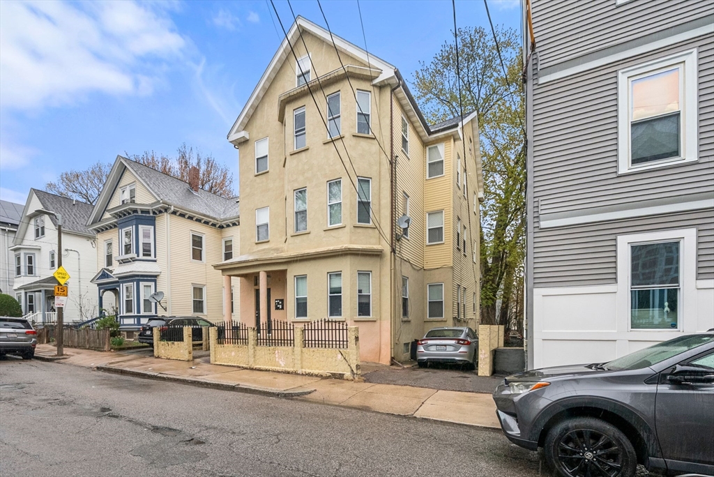 66 Mozart Street 3