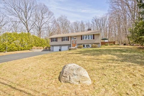 62 Davis Rd Southwick MA 01077