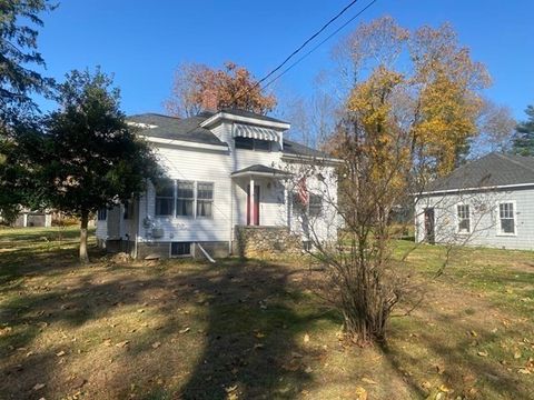7 Massasoit Medway MA 02053