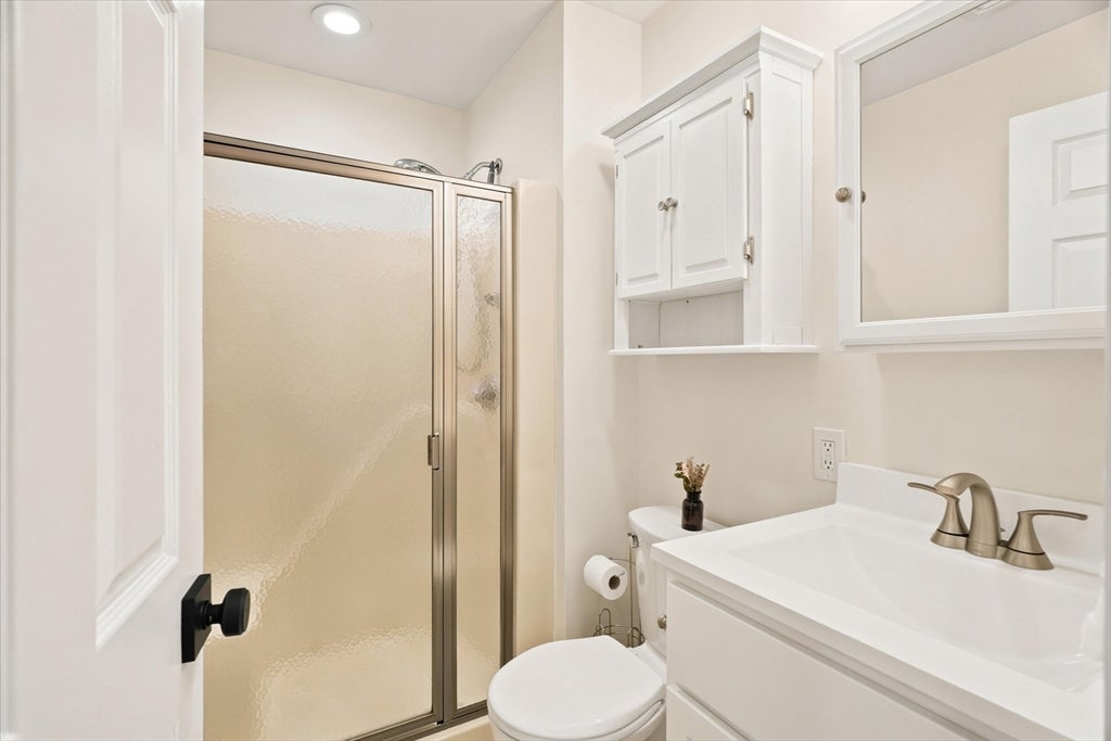 37 Constitution Ln #39, Danvers, MA, 37 Constitution Ln #39, Danvers, MA Photo #26