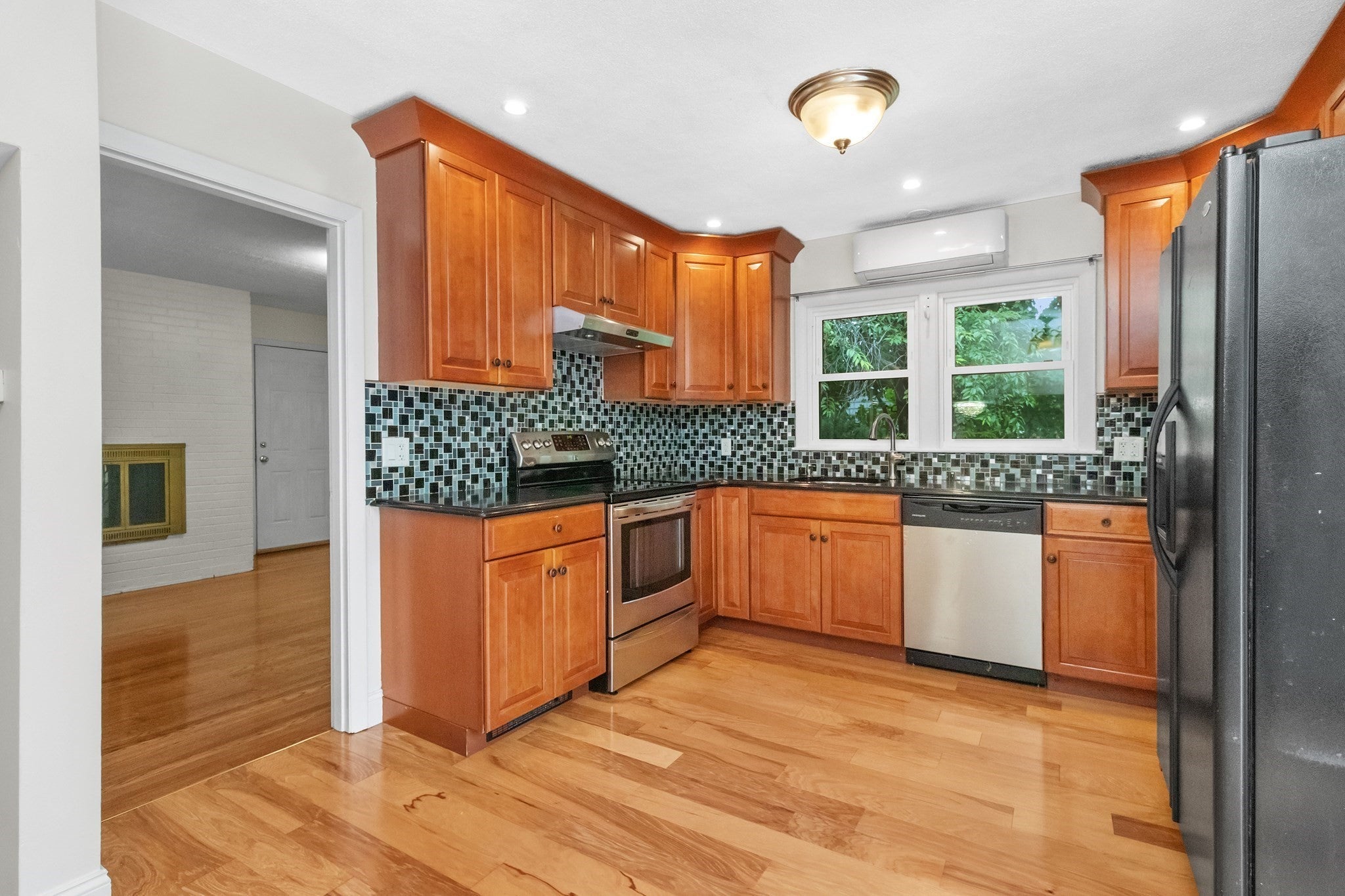 17 Churchill Rd, Winchester, MA Photo #16