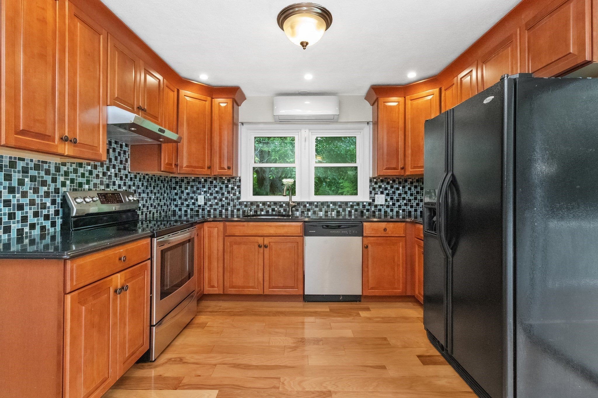 17 Churchill Rd, Winchester, MA Photo #14