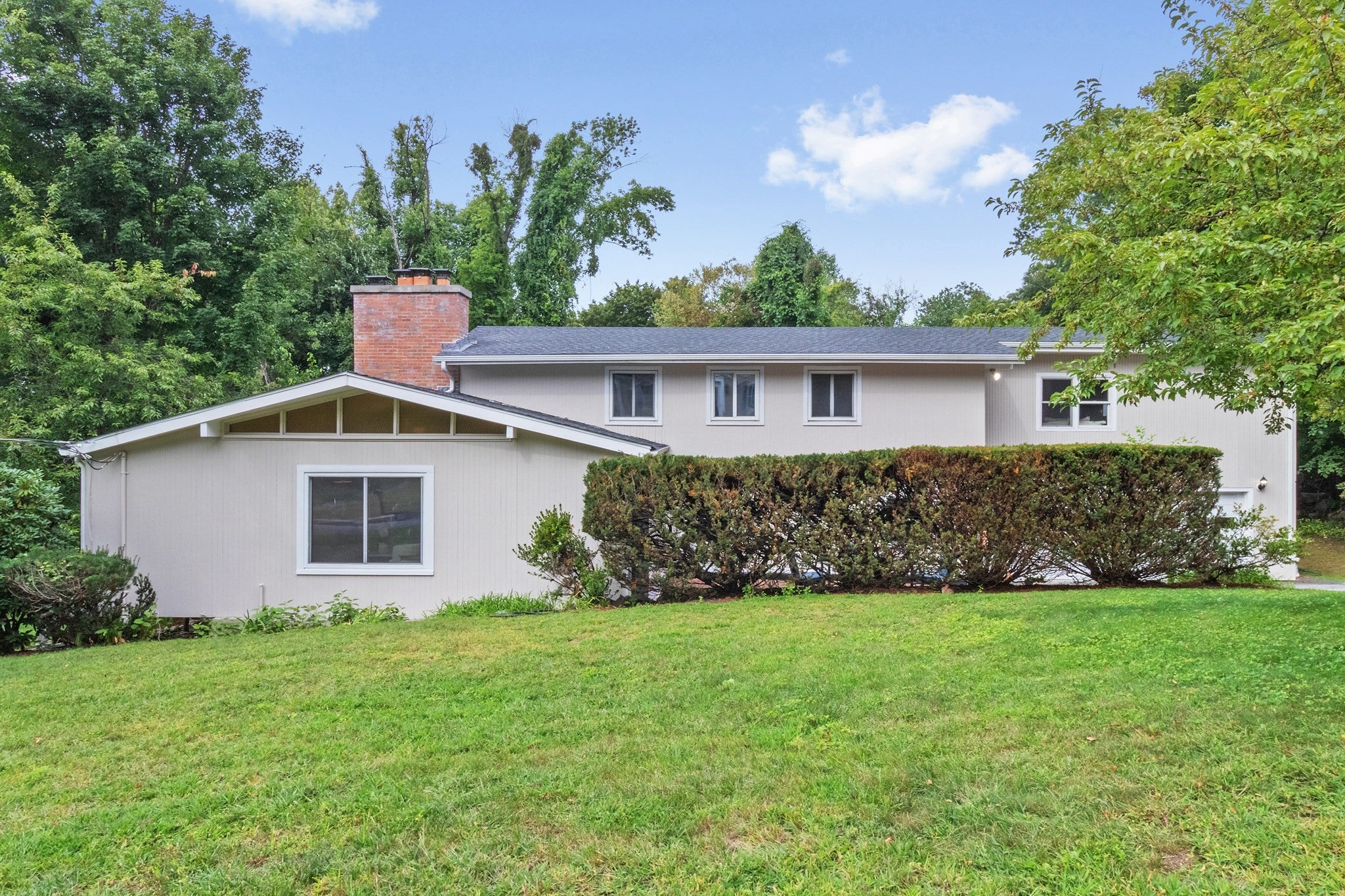 17 Churchill Rd, Winchester, MA Photo #1
