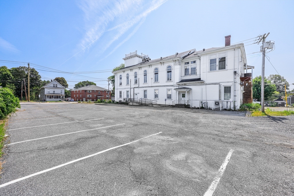 86 Pleasant St