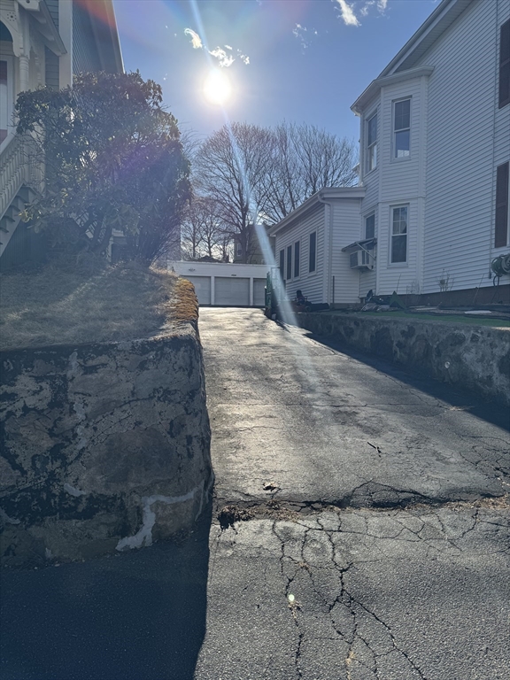 60 Beach Ave 2