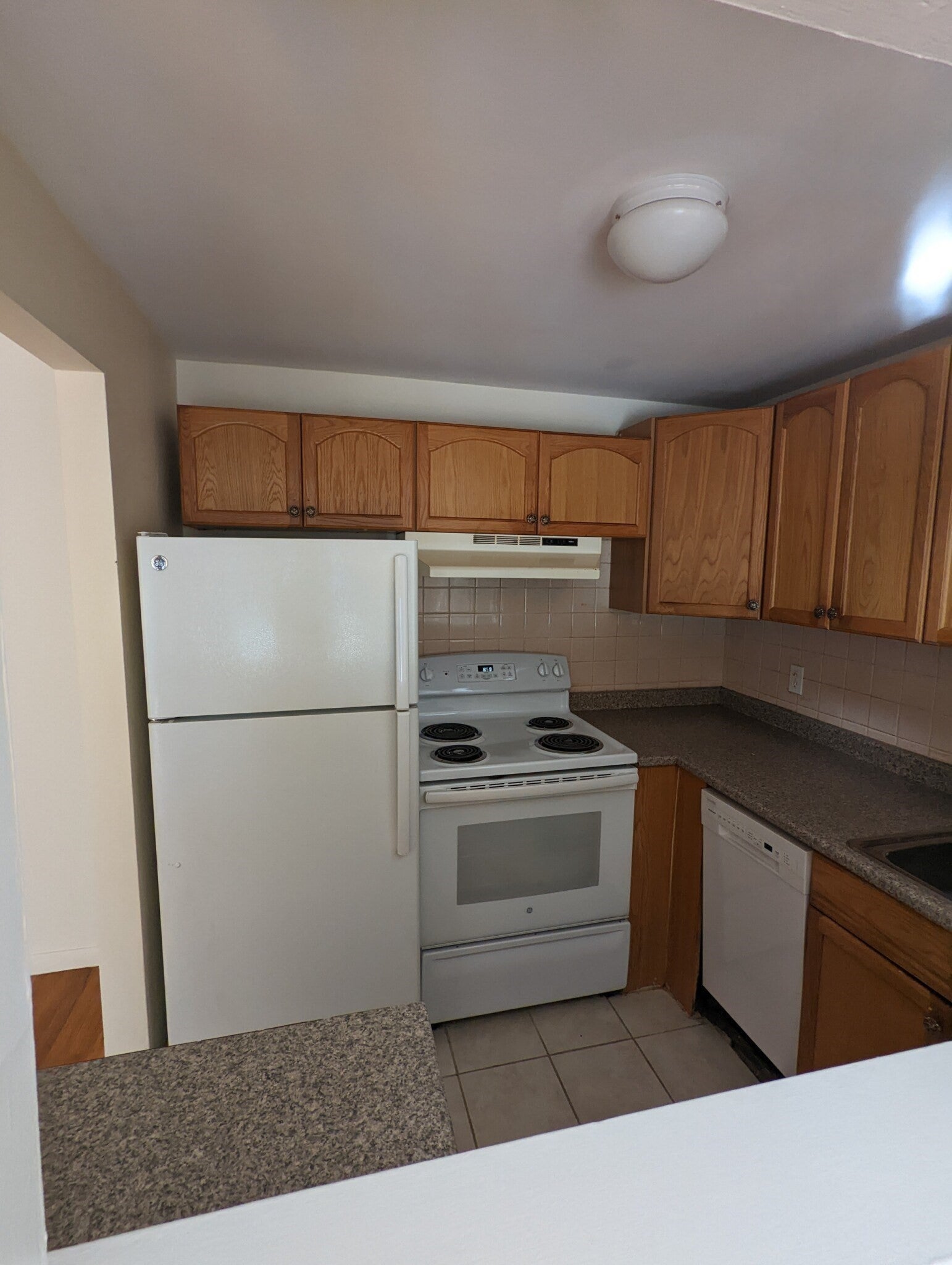 202 Central ST #6, Stoneham, MA, 202 Central ST #6, Stoneham, MA Photo #3