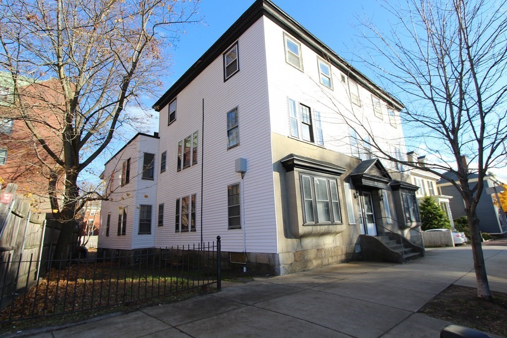 11 Summer St