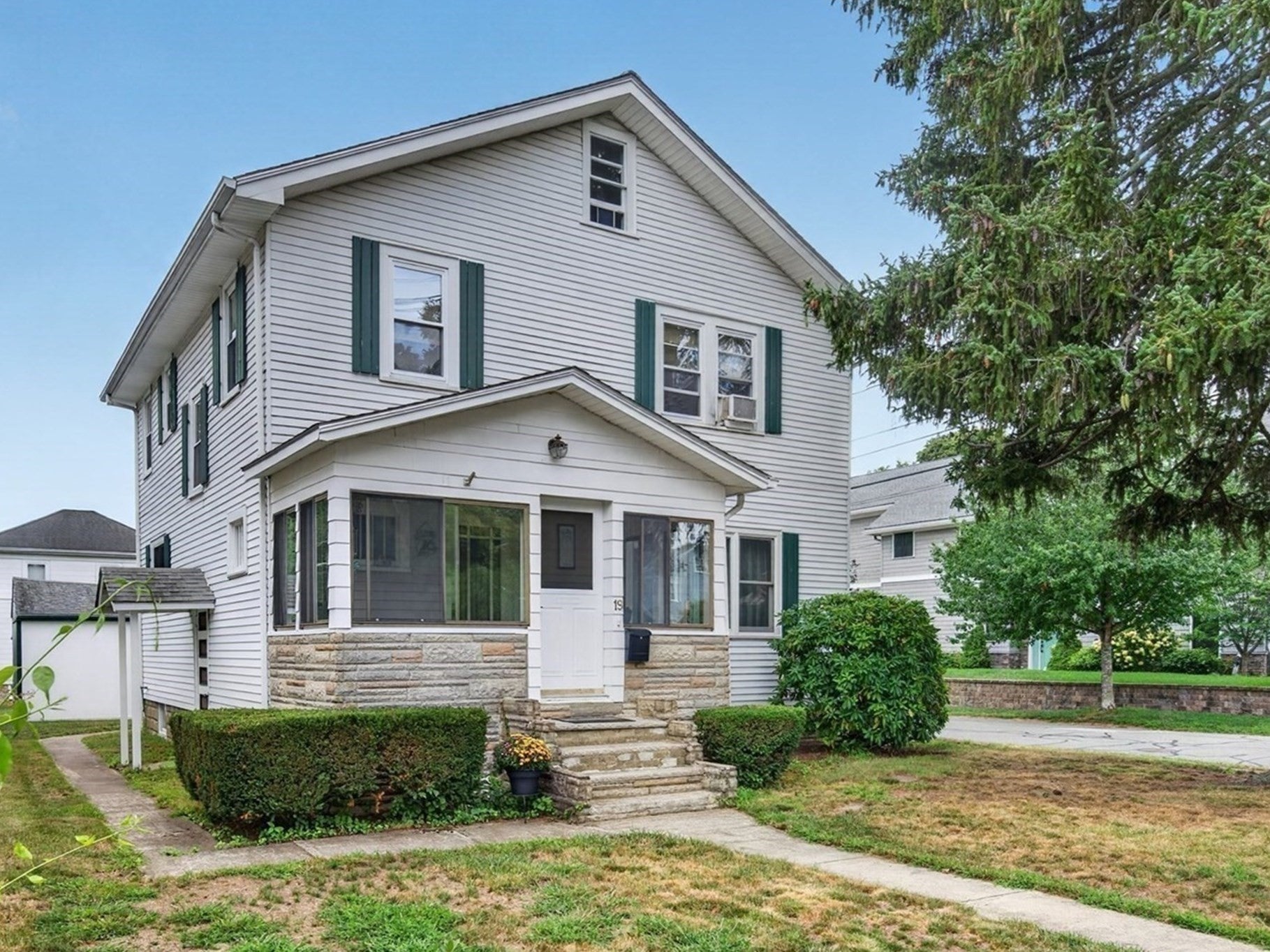 19 Wilson Rd, Stoneham, MA, 19 Wilson Rd, Stoneham, MA Photo #1