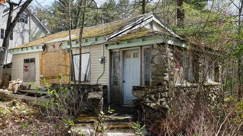 24 Harnden Rd Billerica MA 01821