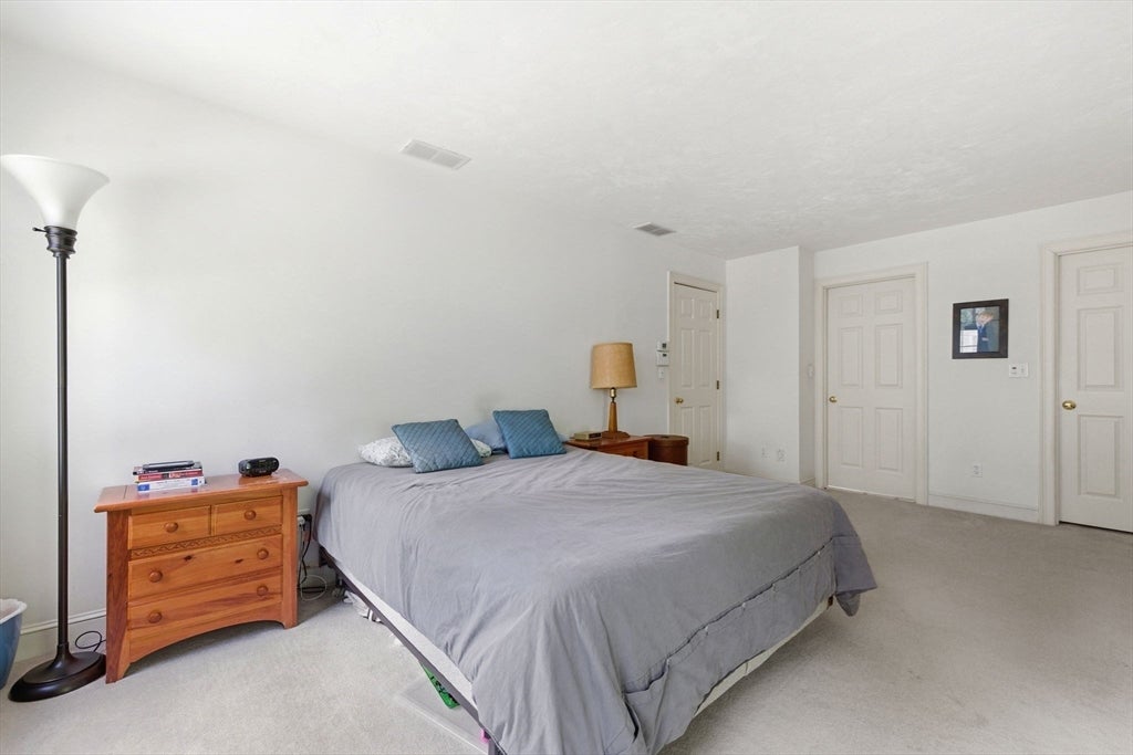 2 Laurel Street, Lexington, MA, 2 Laurel Street, Lexington, MA Photo #17