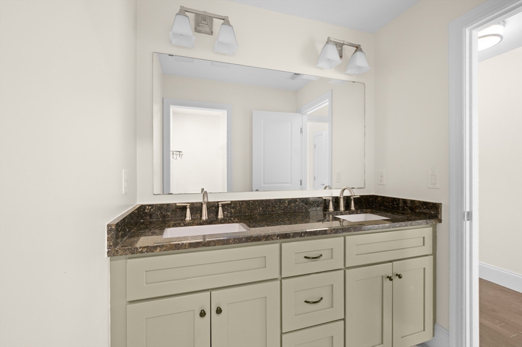 13 Bailey Pond Rd #13, Amesbury, MA Photo #18