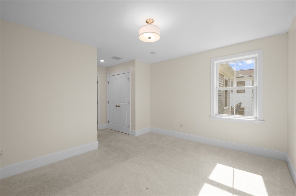 13 Bailey Pond Rd #13, Amesbury, MA Photo #16