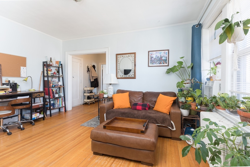 22 Concord Ave 10