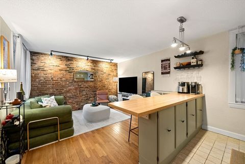 Photo of 10 Henchman St #2R, Boston, MA 02113 (MLS # 73465251)
