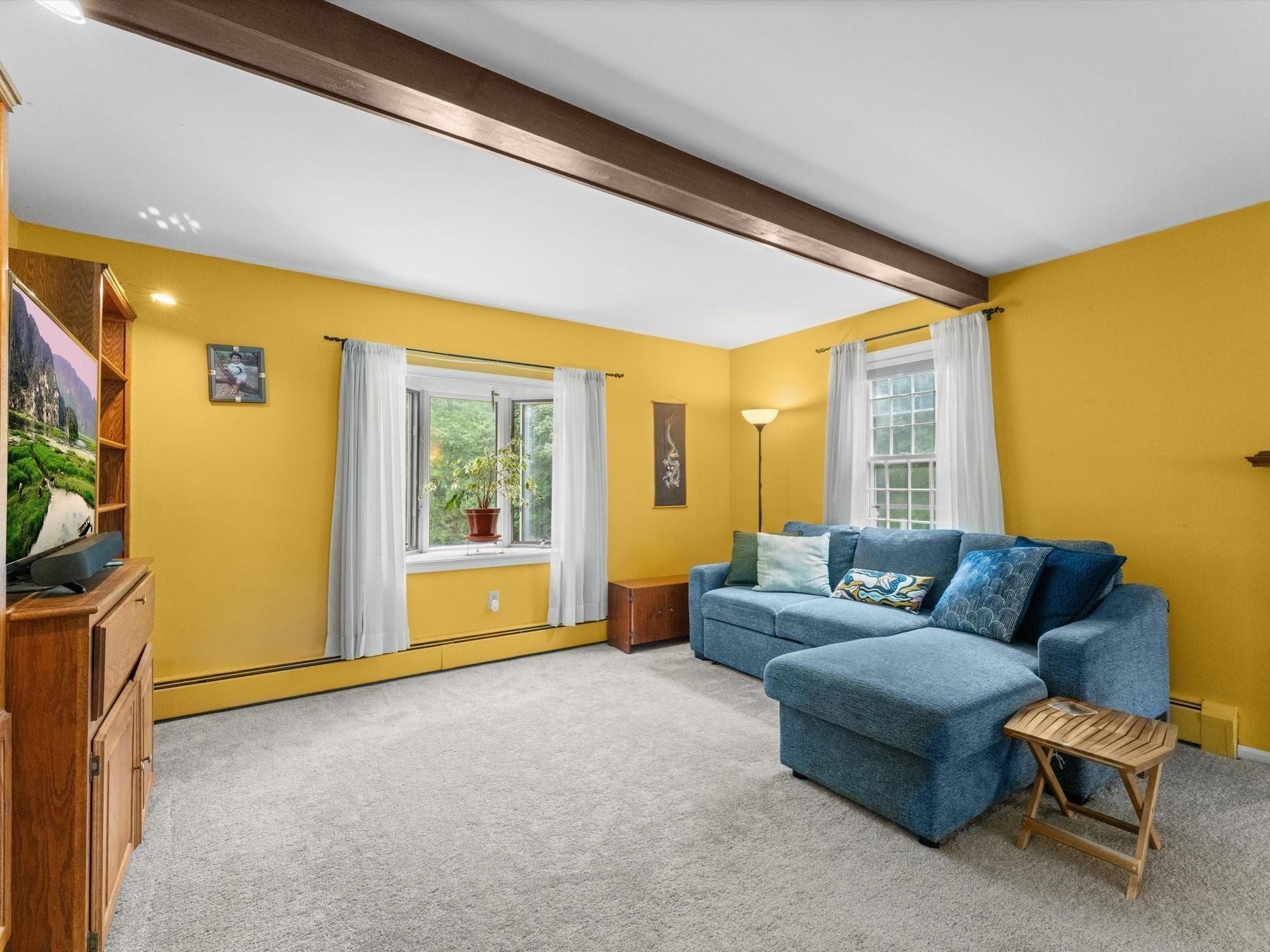 1 Longmeadow Road