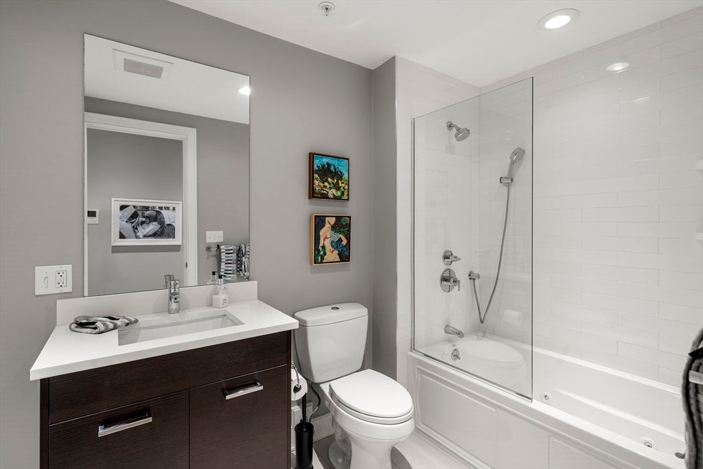 407 W 1st St #302, Boston, MA Photo #20