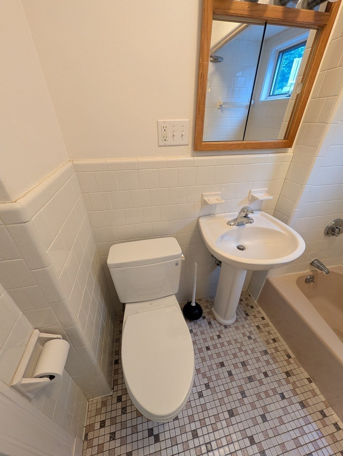 33 Seven Pines #33, Cambridge, MA, 33 Seven Pines #33, Cambridge, MA Photo #15