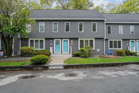 17 Village Way D Norton MA 02766