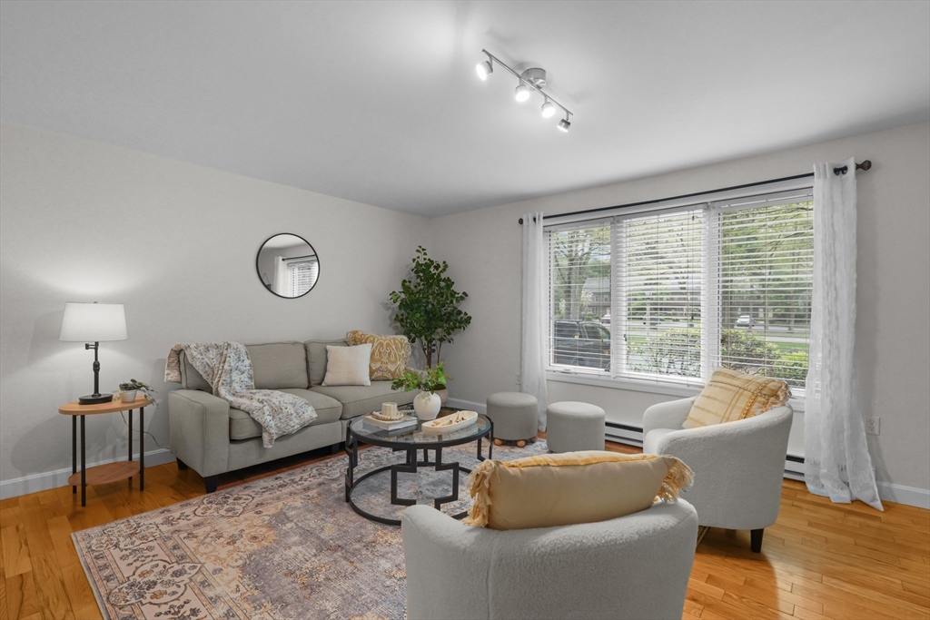17 Village Way D