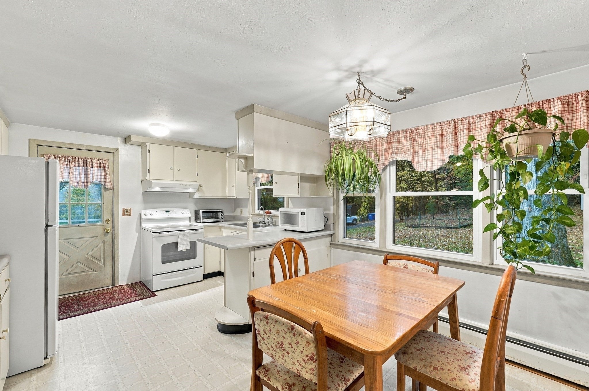 219 Amherst St, Granby, MA, 219 Amherst St, Granby, MA Photo #9