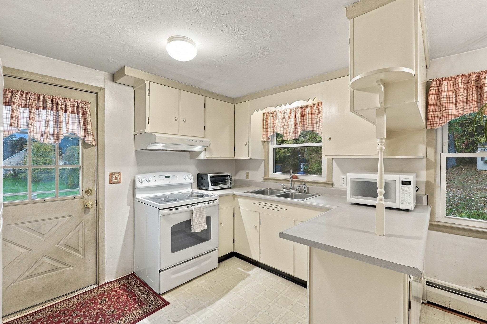219 Amherst St, Granby, MA, 219 Amherst St, Granby, MA Photo #10
