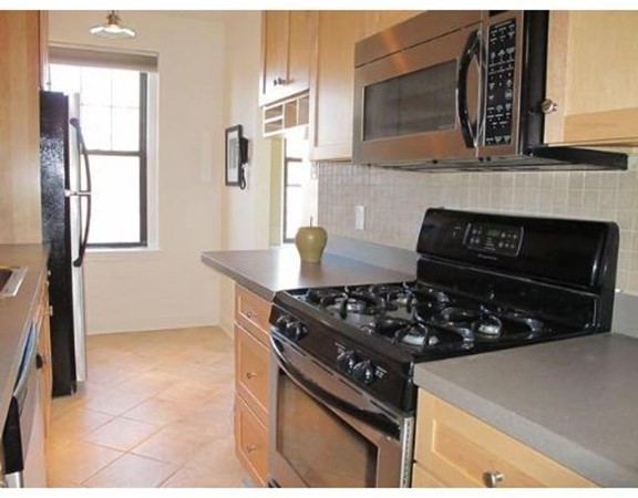 66 Queensberry Street 419