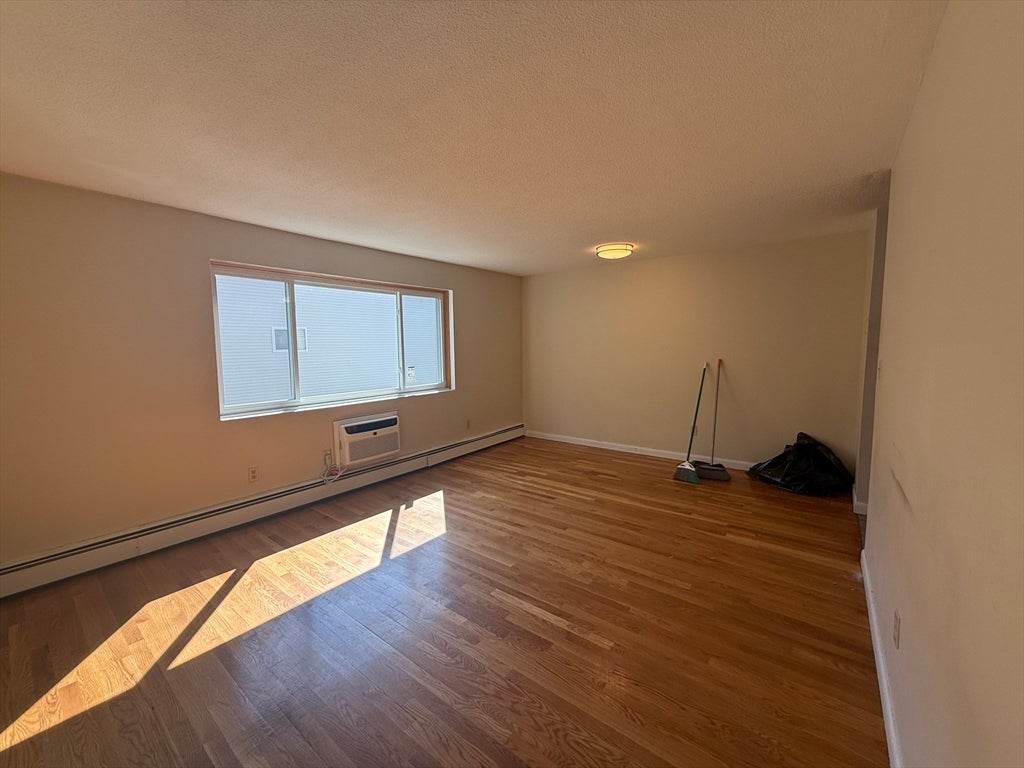 12 Border St #B3, Lynn, MA, 12 Border St #B3, Lynn, MA Photo #2