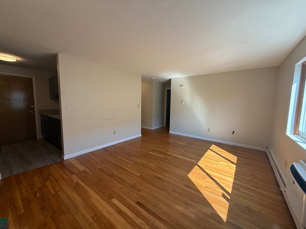 12 Border St #B3, Lynn, MA, 12 Border St #B3, Lynn, MA Photo #3
