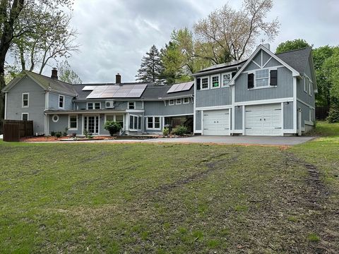 156 Boston Post Road Wayland MA 01778