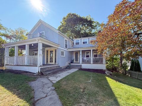 21-23 Elm Ct Cohasset MA 02025