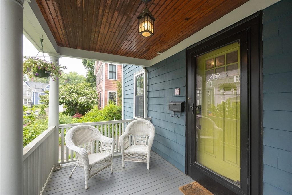 34 Lewis Ave 34