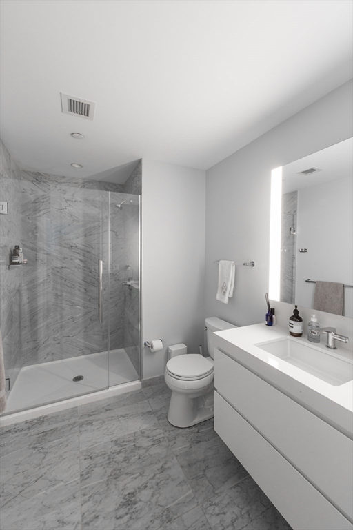 135 Seaport Blvd 1607