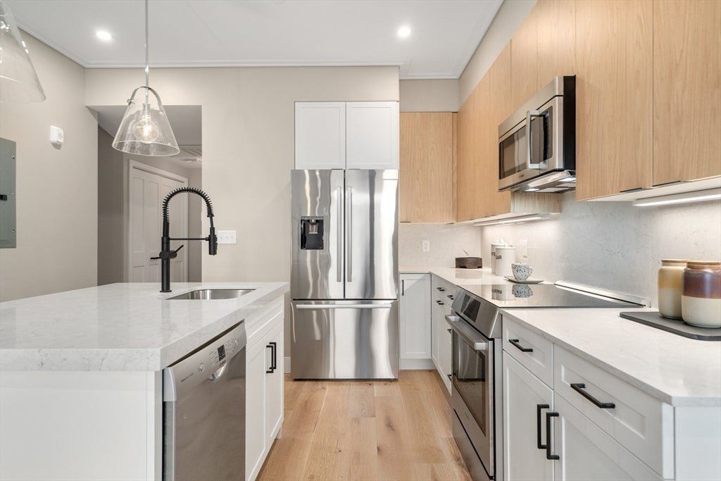 70 Leo M Birmingham Pkwy #416, Boston, MA Photo #4
