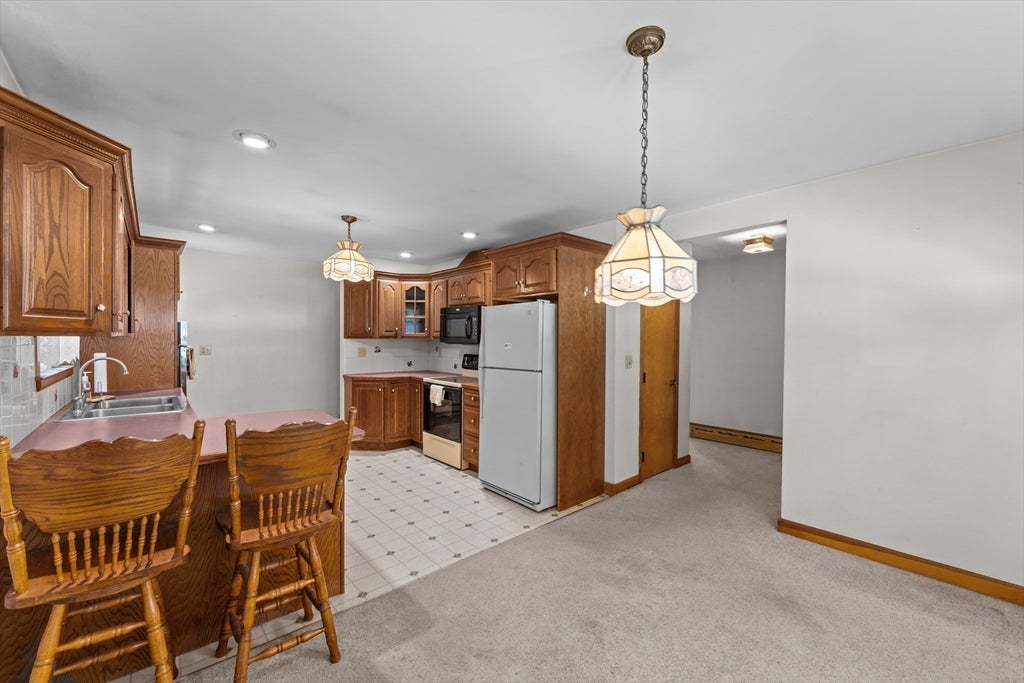 48 Jason Dr