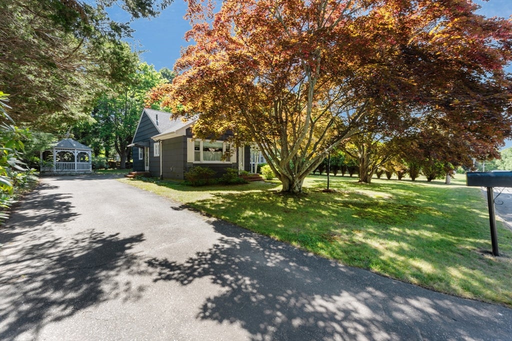 48 Jason Dr