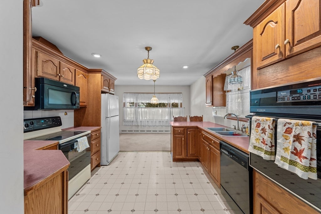 48 Jason Dr