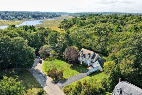 16 Salt Meadow Ln Scituate MA 02066