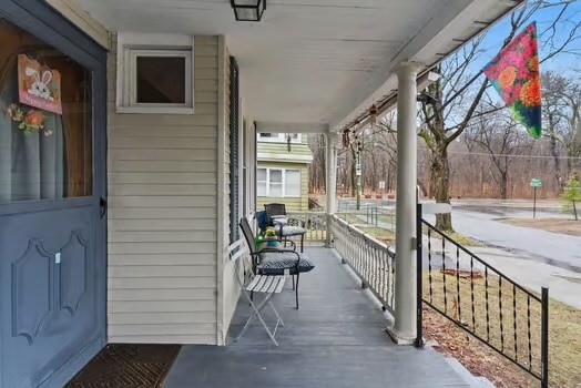 139-141 Magnolia Ter