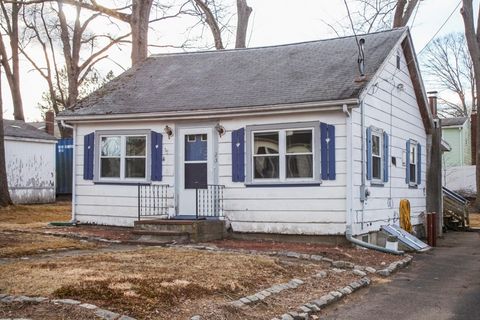 23 Glen Rd Holbrook MA 02343