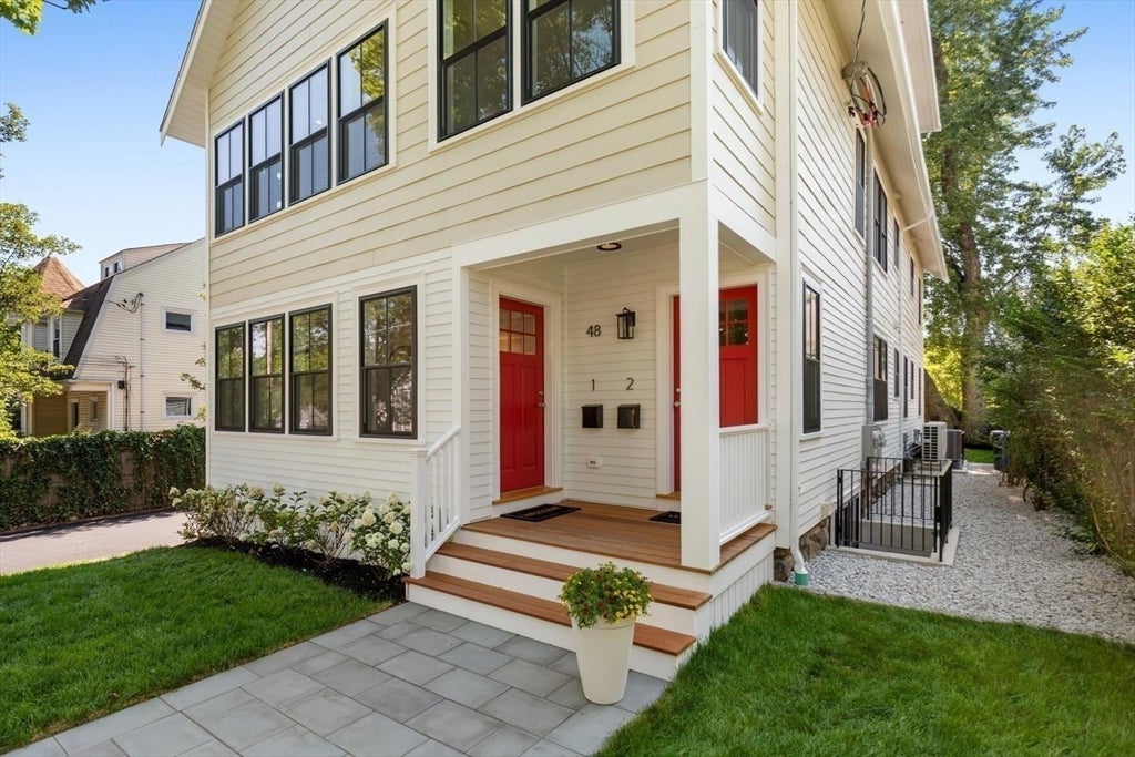 48 Mt Vernon St 2