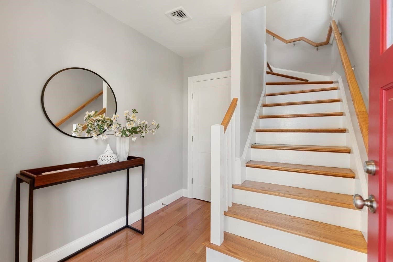 48 Mt Vernon St 2