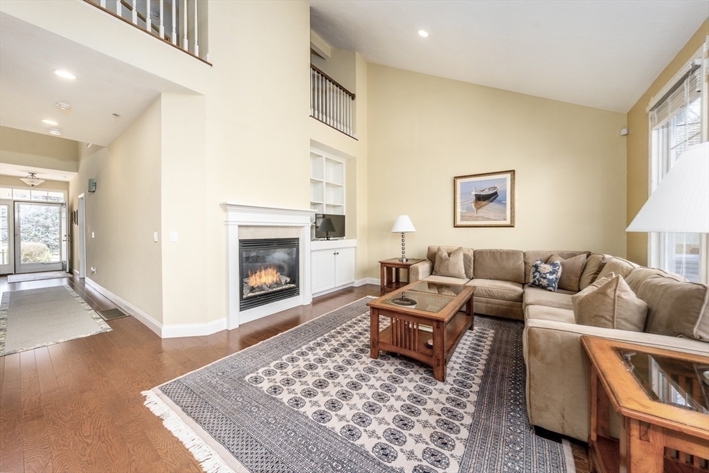 7 Sea Spray Ave 555