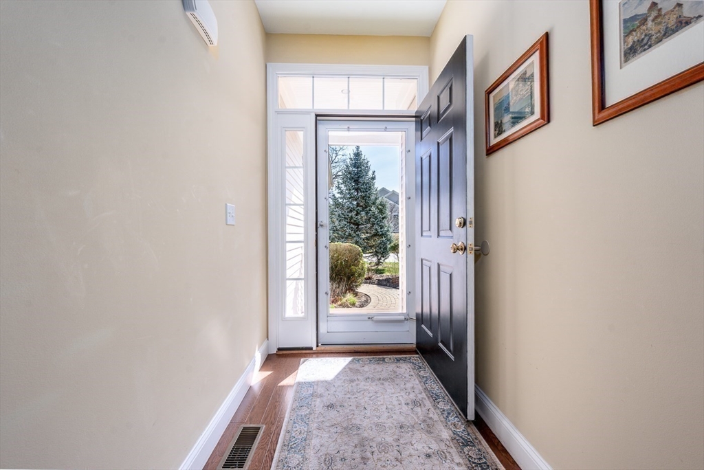 7 Sea Spray Ave 555
