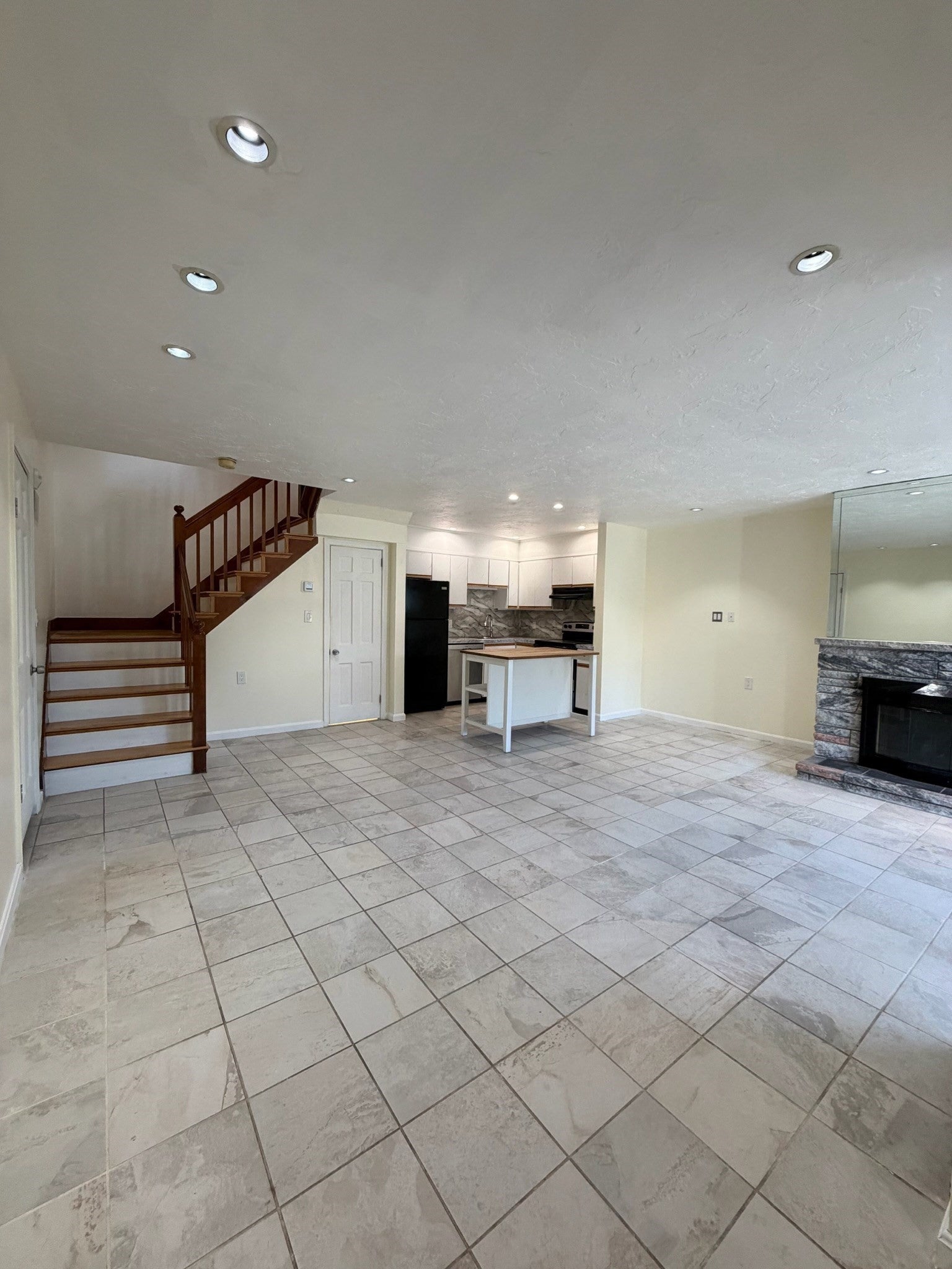 148 Quincy Shore Dr Unit 44, Quincy, MA, 148 Quincy Shore Dr Unit 44, Quincy, MA Photo #2