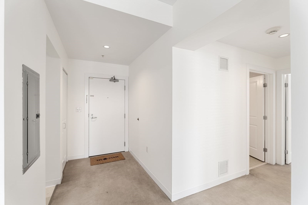 519 Harrison Ave D117